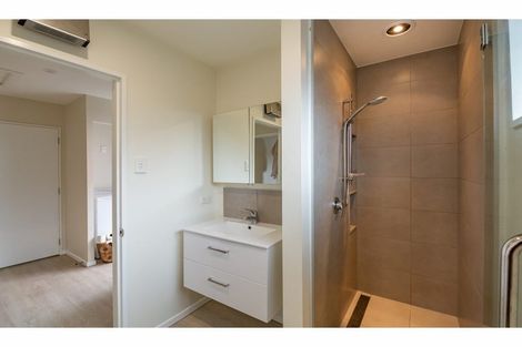 Photo of property in 11 Hutcheson Street, Sydenham, Christchurch, 8023