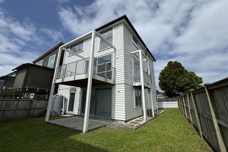 Photo of property in 30 Nephrite Lane, Henderson, Auckland, 0610