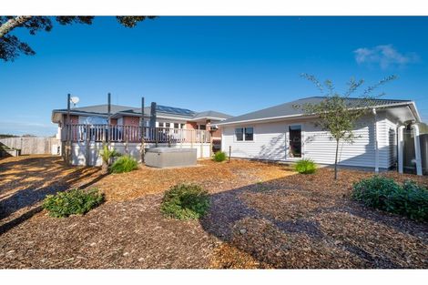 Photo of property in 325a Hobsonville Road, Hobsonville, Auckland, 0618