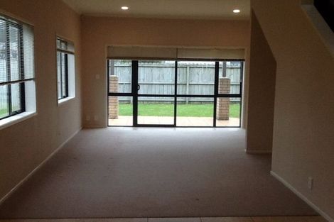 Photo of property in 72 Skip Lane, East Tamaki, Auckland, 2013