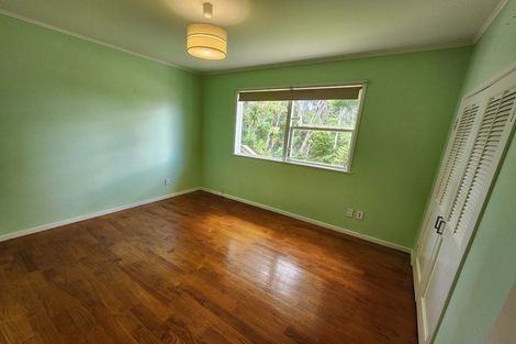 Photo of property in 24 Pendlebury Street, Green Bay, Auckland, 0604