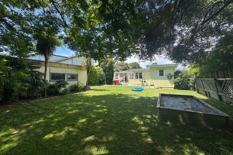 Photo of property in 11 Moa Road, Raumati Beach, Paraparaumu, 5032