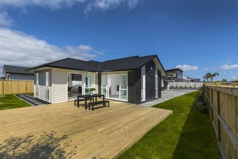 Photo of property in 69 Tapu Road, Huapai, Kumeu, 0810