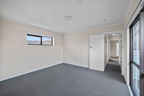 Photo of property in 14 Cross Street, Papakura, 2110