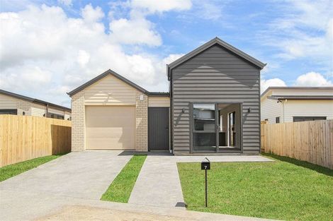 Photo of property in 7 Poutawa Lane, Clarks Beach, 2122