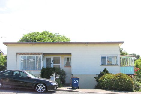Photo of property in 27 Matipo Road, Mairangi Bay, Auckland, 0630