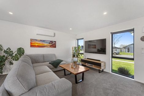 Photo of property in 30 Mcquillan Avenue, Woodend, 7610