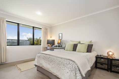 Photo of property in 40 Waterside Drive, Pyes Pa, Tauranga, 3112