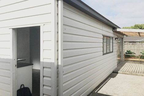 Photo of property in 7 Windoma Circle, Manukau, Auckland, 2025