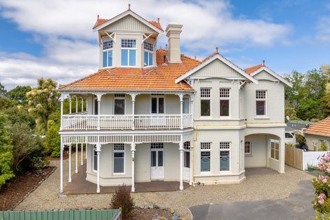 Photo of property in Claremont House, 24 Melrose Street, Roslyn, Dunedin, 9010