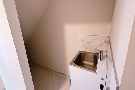 Photo of property in 309 Don Buck Road, Massey, Auckland, 0614