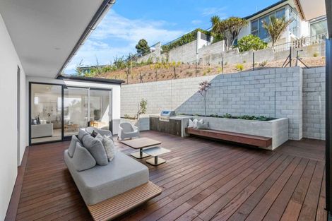 Photo of property in 6 Daring Lane, Redcliffs, Christchurch, 8081