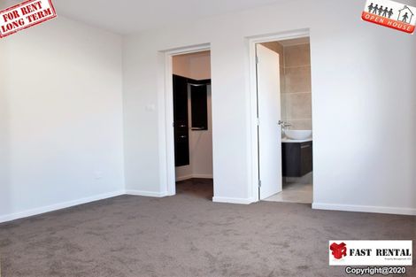 Photo of property in 52 Corricvale Way, Northcross, Auckland, 0630