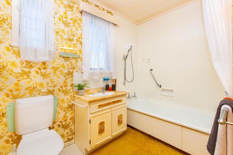 Photo of property in 31 Lily Street, Raglan, 3225