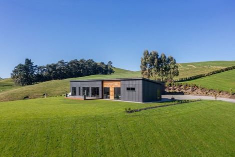 Photo of property in 375c Maharakeke Road, Waipukurau, 4281