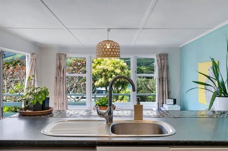 Photo of property in 114 Rawhiti Road, Pukerua Bay, 5026