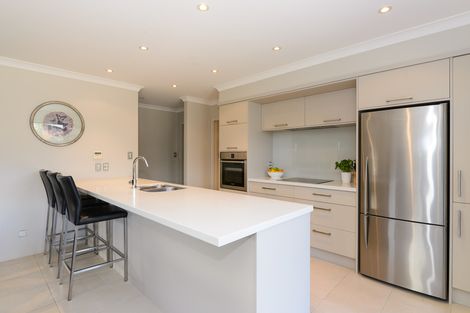 Photo of property in 35 Rodeo Drive, Kelvin Grove, Palmerston North, 4414