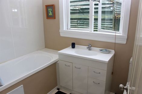 Photo of property in 98 Second Street, Kumara, 7832