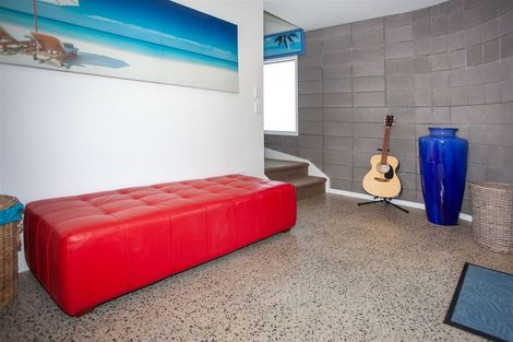 Photo of property in 306 Ocean Road, Whangamata, 3620