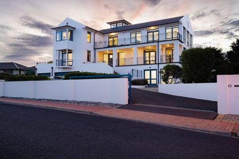 Photo of property in 6 Highgrove, Saint Clair, Dunedin, 9012