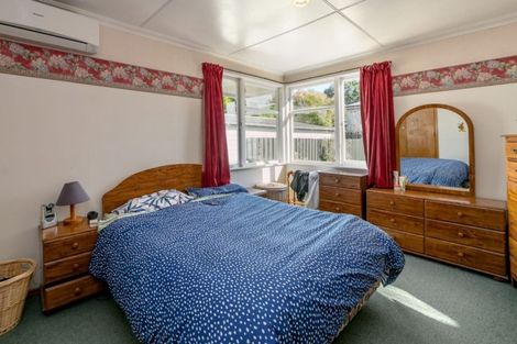 Photo of property in 1 Puriri Crescent, Lansdowne, Masterton, 5810