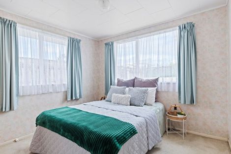 Photo of property in 2/31 Grey Street, Waitara, 4320