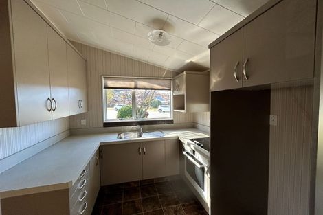 Photo of property in 1 Hunter Crescent, Wanaka, 9305