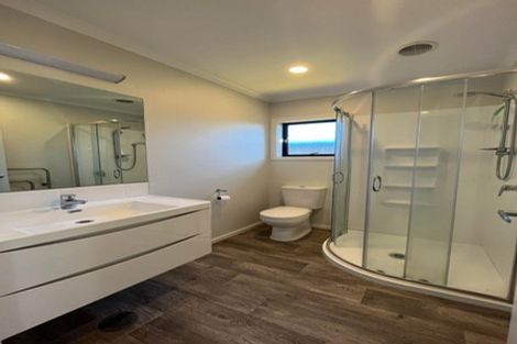 Photo of property in 1/10 Heath Street, Saint Andrews, Hamilton, 3200