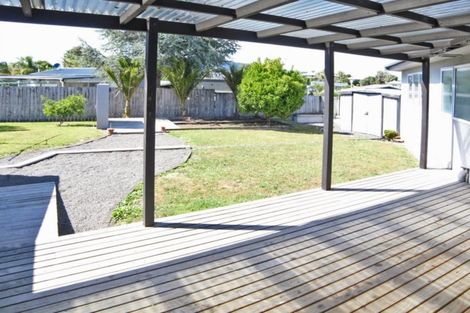 Photo of property in 13 Willow Grove, Tairua, 3508