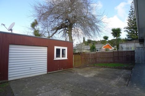Photo of property in 1 Iorangi Place, Hillpark, Auckland, 2102