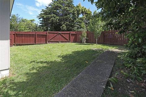 Photo of property in 26 Wirihana Road, Titirangi, Auckland, 0604
