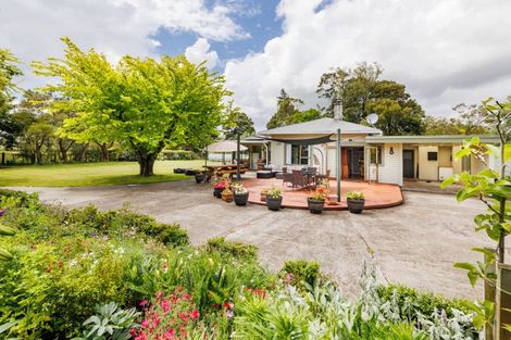 Photo of property in 1142 Tennent Drive, Linton, Palmerston North, 4472