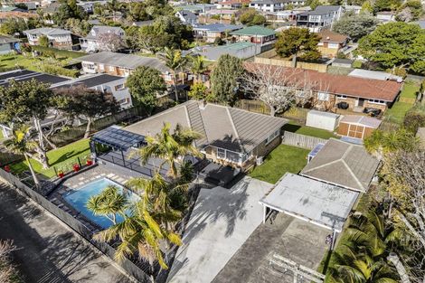 Photo of property in 21 Orams Road, Hillpark, Auckland, 2102