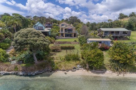 Photo of property in 4 Bush Point Road, Cable Bay, 0420