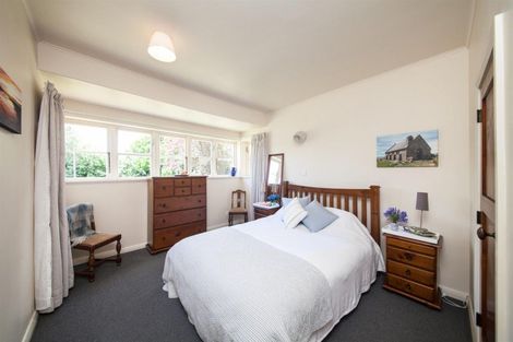 Photo of property in 54 Savage Crescent, West End, Palmerston North, 4412