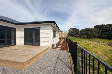 Photo of property in 50 Whakairo Crescent, Gulf Harbour, Whangaparaoa, 0930