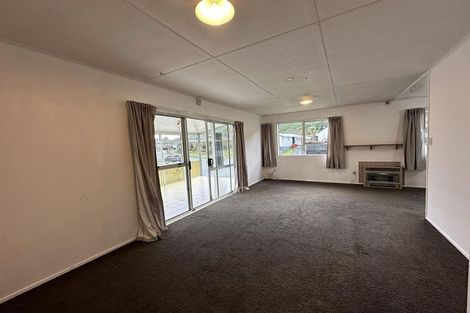 Photo of property in 2 Wyoming Grove, Totara Park, Upper Hutt, 5018