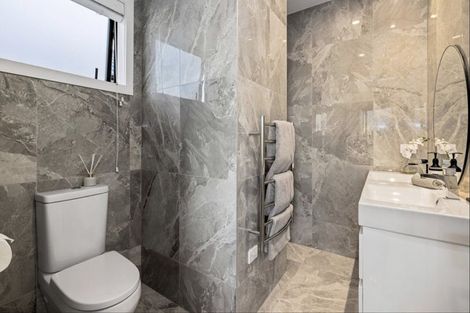 Photo of property in 13 Awatea Drive, Whitianga, 3510