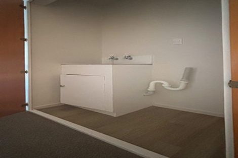 Photo of property in 4/19 Grove Road, Addington, Christchurch, 8024