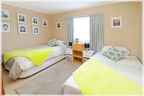 Photo of property in 18a Johnston Street, Foxton, 4814