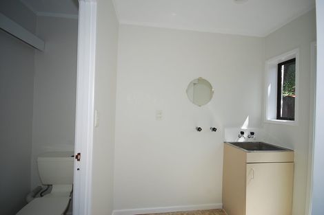 Photo of property in 4/58 Hayr Road, Three Kings, Auckland, 1042