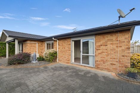 Photo of property in 87 Riverside Drive, Waiuku, 2123