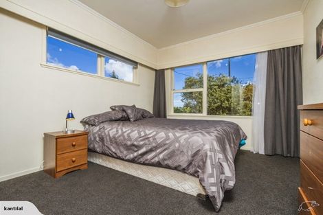Photo of property in 225 Forrest Hill Road, Forrest Hill, Auckland, 0620