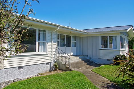 Photo of property in 33 Puriri Crescent, Lansdowne, Masterton, 5810