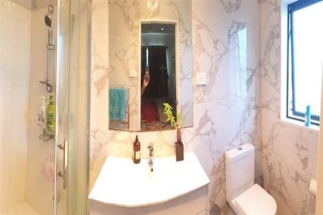 Photo of property in 23 Kirikiri Drive, Papakura, 2110