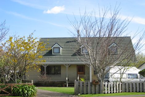 Photo of property in 9 Elder Grove, Whalers Gate, New Plymouth, 4310