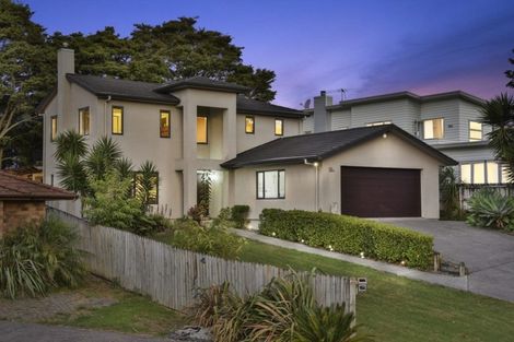Photo of property in 16a Glenross Drive, Wattle Downs, Auckland, 2103