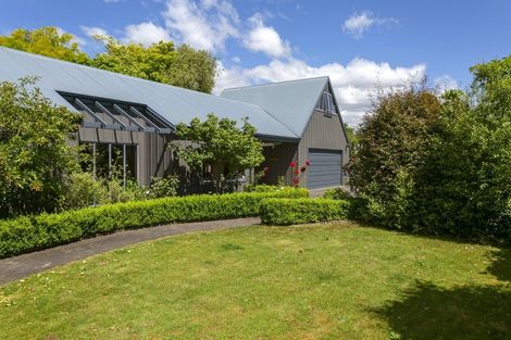 Photo of property in 34 Matuku Street, Two Mile Bay, Taupo, 3330