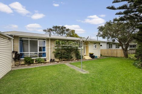 Photo of property in 34 Silverbirch Grove, Churton Park, Wellington, 6037