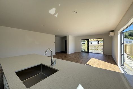 Photo of property in 15 Te Ara O Toroa, Wainuiomata, Lower Hutt, 5014